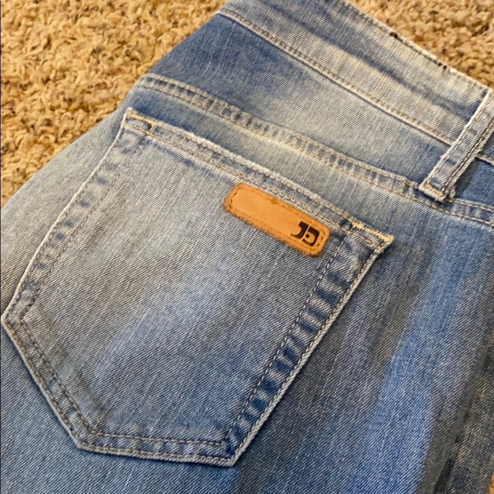 Joes Jeans slim crop distressed 29